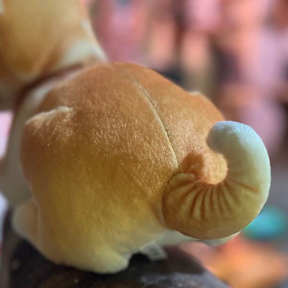 Brand new – #936 Akita Plush - adorable and lovable 12 1/2 inches long - Picture 4 of 6